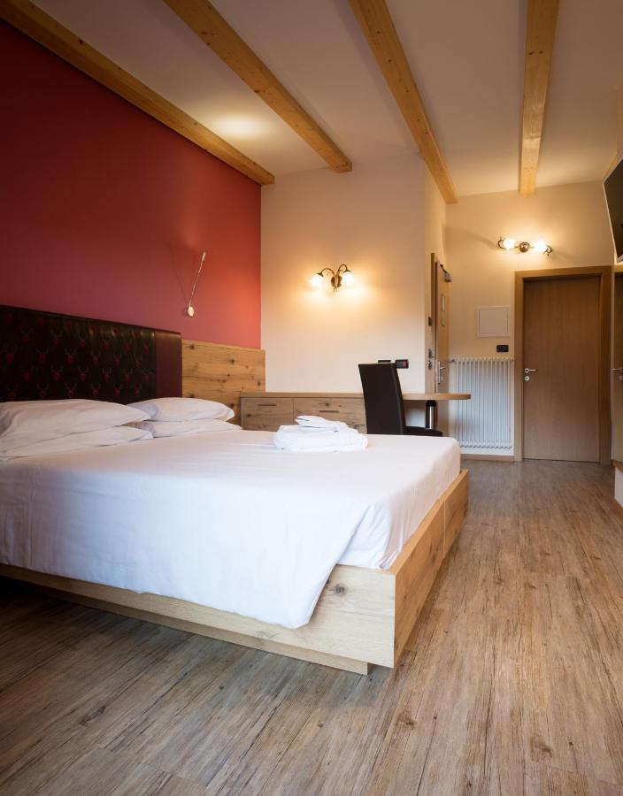 Hotel Crepei Pozza di Fassa Eksteriør bilde